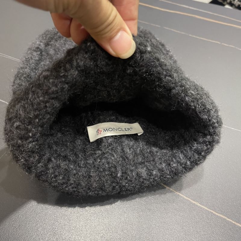 Moncler Caps